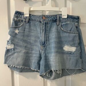 Curvy ultra high rise hollister shorts size 9